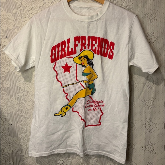 Girlfriends Other - 2008 Girlfriends graphic tee-shirt